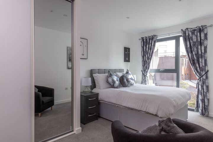Room 16 of 18