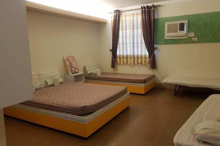 Room 12 of 41