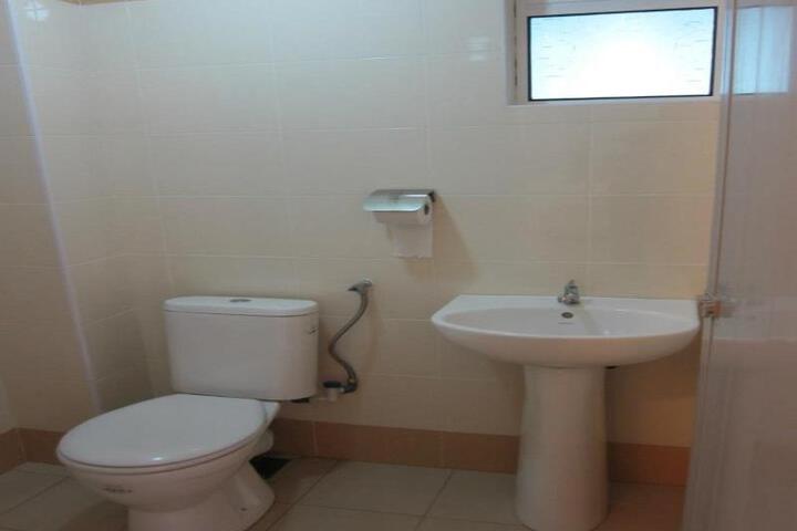 Room 2 of 5