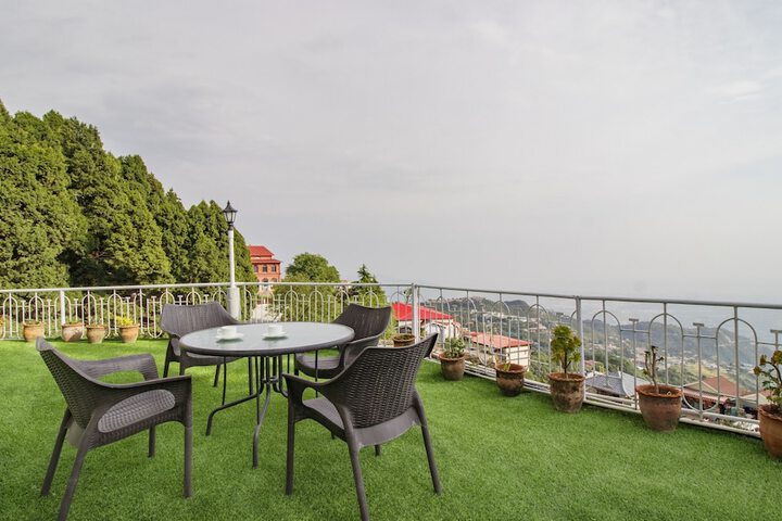 Terrace/Patio 36 of 38