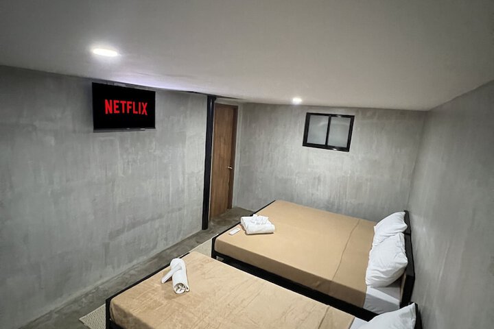 Room 21 of 74