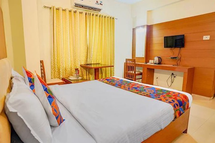 Room 15 of 27