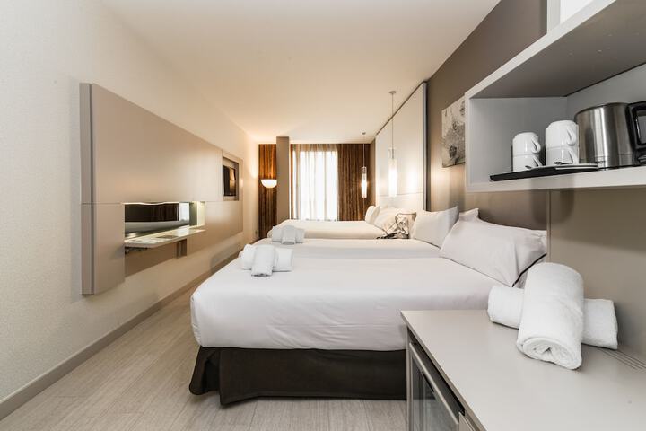 Room 8 of 54