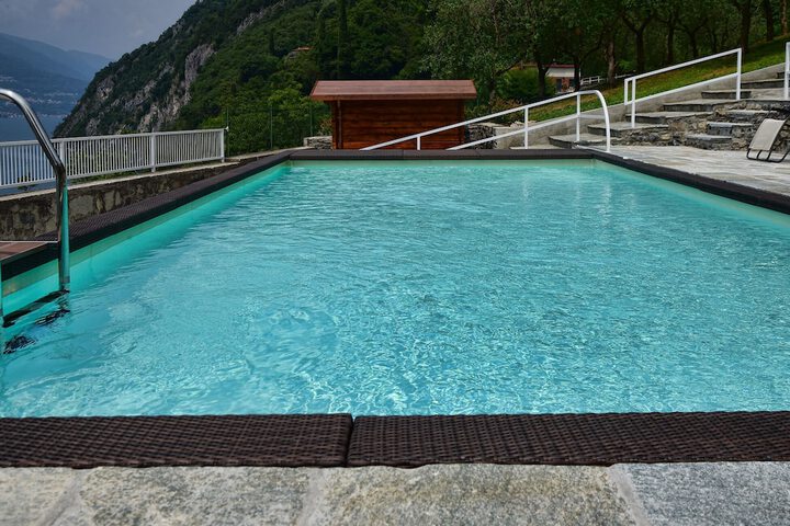 Pool 21 of 37