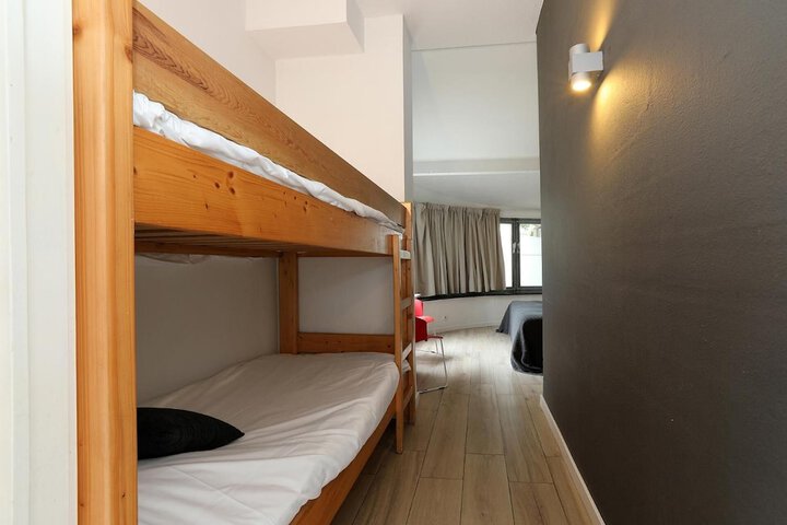 Room 26 of 67