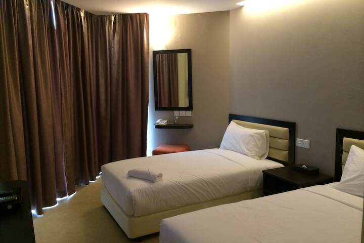 Room 15 of 54