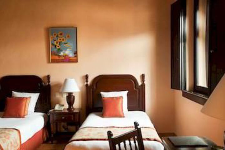 Room 7 of 23
