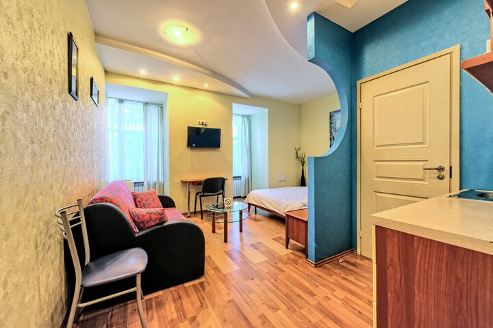Room 25 of 40