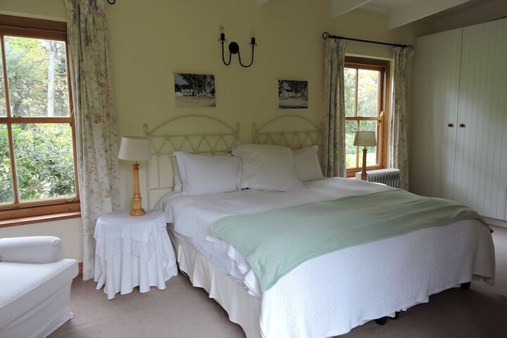Room 2 of 56