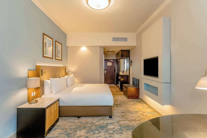 Room 36 of 62