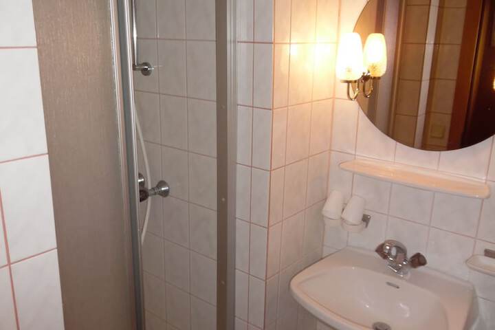 Room 29 of 29