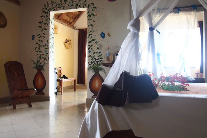 Room 10 of 42