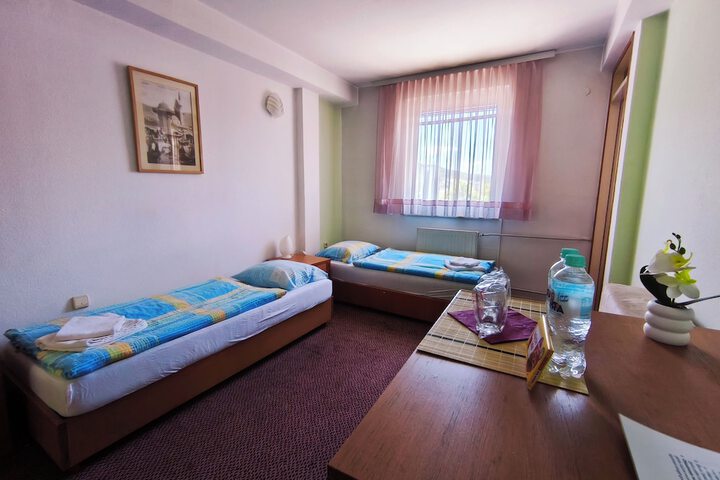 Room 29 of 54