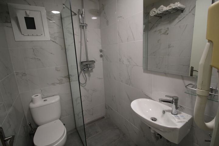 Bath Photo