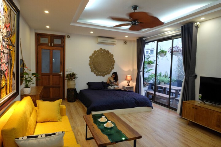 Room 14 of 49