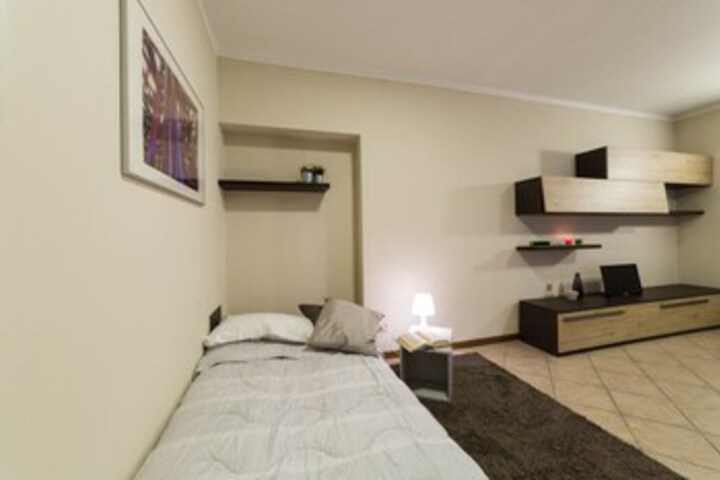 Room 21 of 47