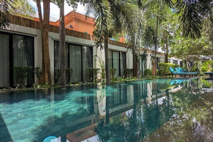 Pool 43 of 131