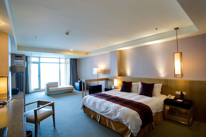 Room 19 of 40