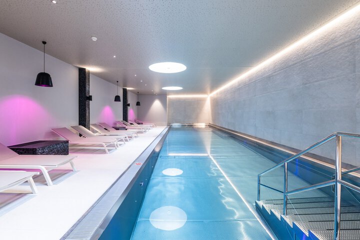 Pool 58 of 112