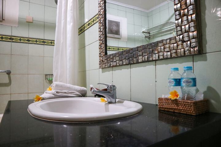 Bathroom Interior Photo