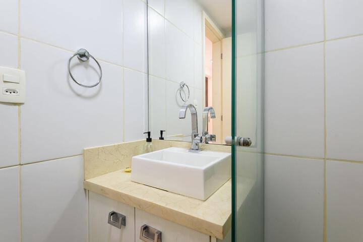 Room 4 of 31