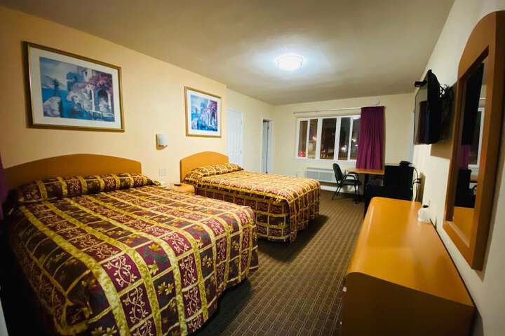 Room 9 of 27