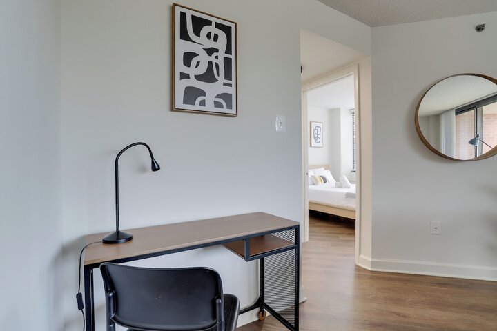 Room 95 of 198