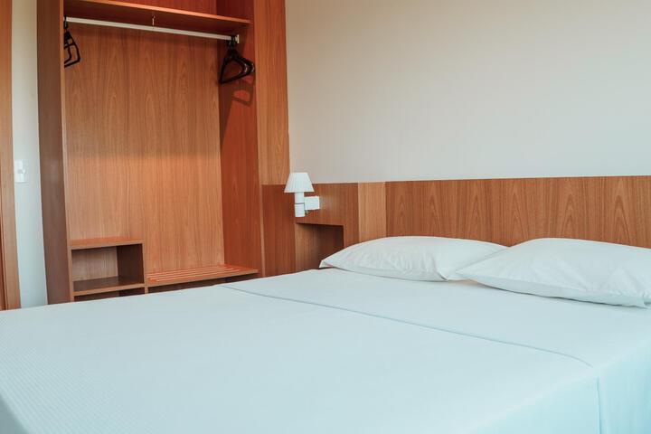 Room 35 of 92