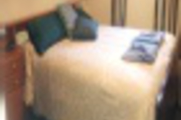 Room 62 of 407