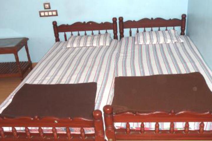 Hotel Royal Tourist Home
