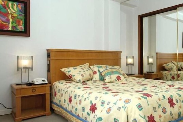 Room 5 of 52