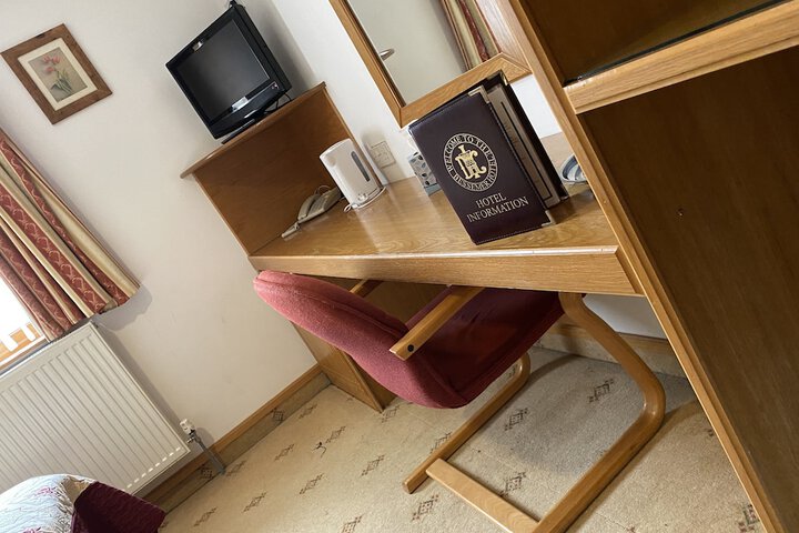 Room 13 of 63