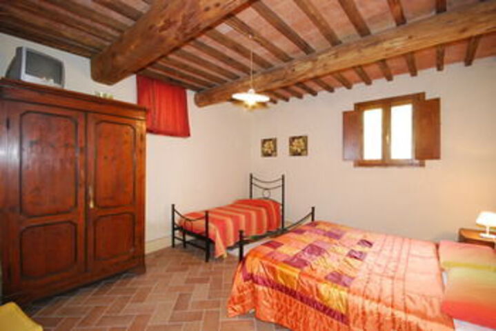 Room 9 of 24