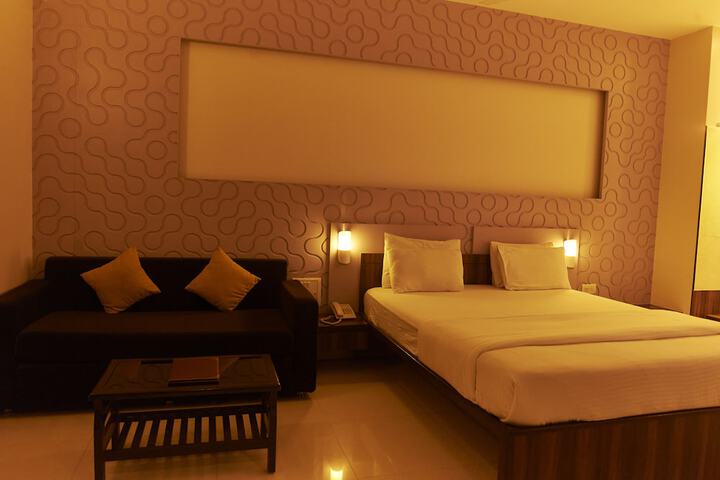 Room 27 of 58