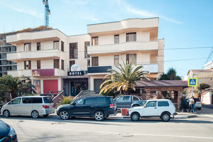 Hotel 7 of 41