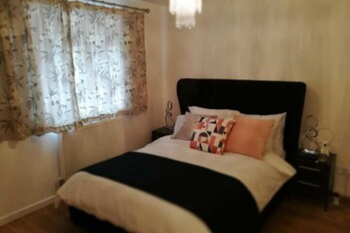 Room 17 of 23