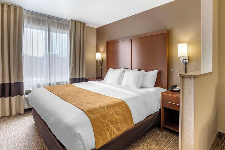 2 Queen Beds Efficiency Suite (3 of 9)