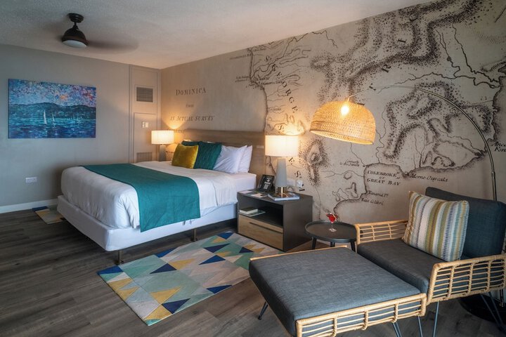 Room 8 of 60
