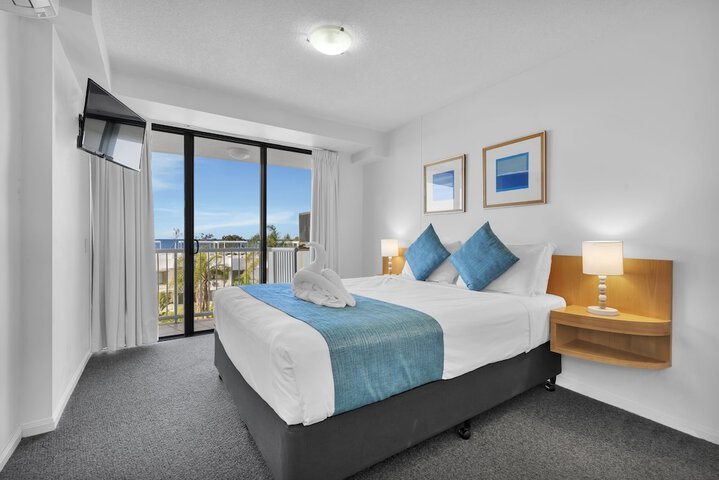 Room 28 of 211