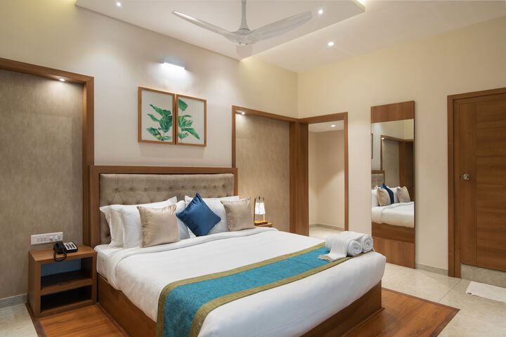 Room 10 of 36