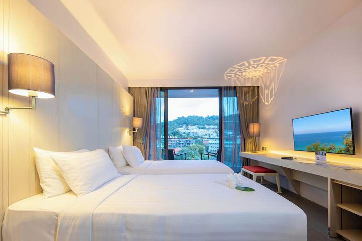 Room 16 of 125
