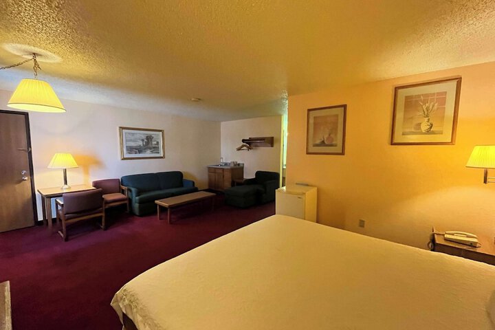 Room 5 of 34