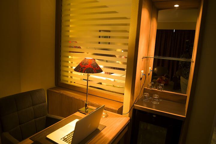 Room 50 of 91