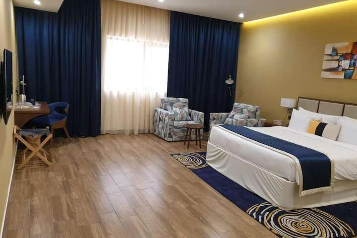 Room 20 of 37