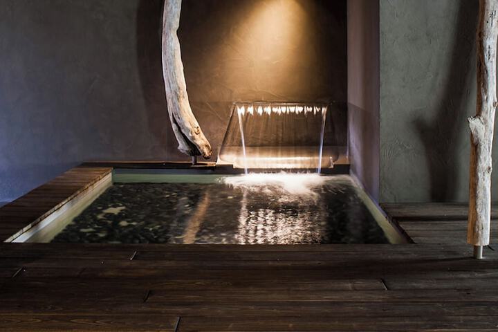 Spa 20 of 36