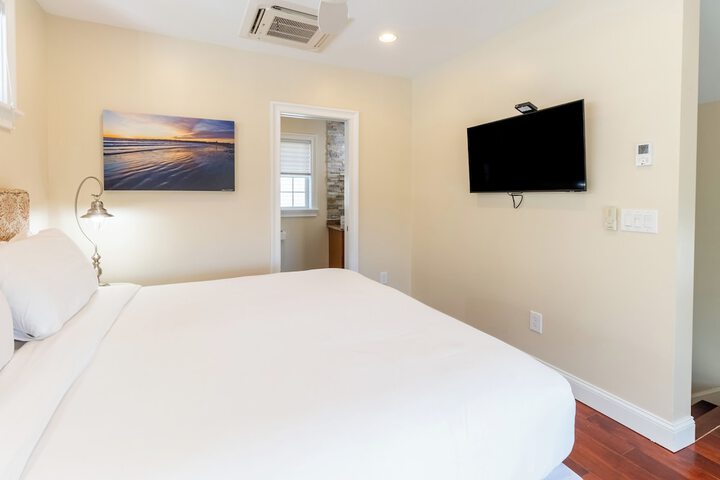 Room 20 of 97