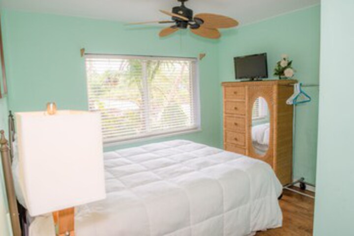 Room 22 of 43