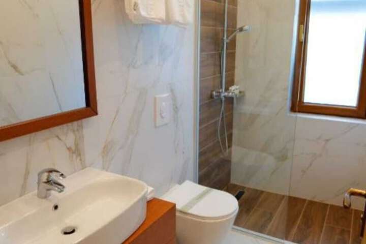 Room 54 of 104