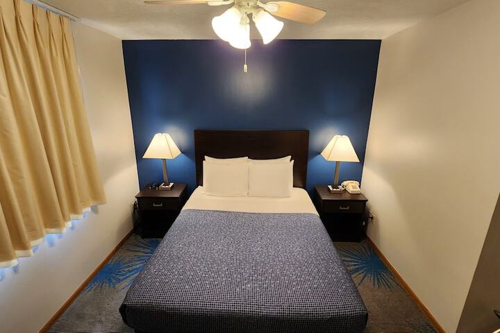 Room 22 of 80
