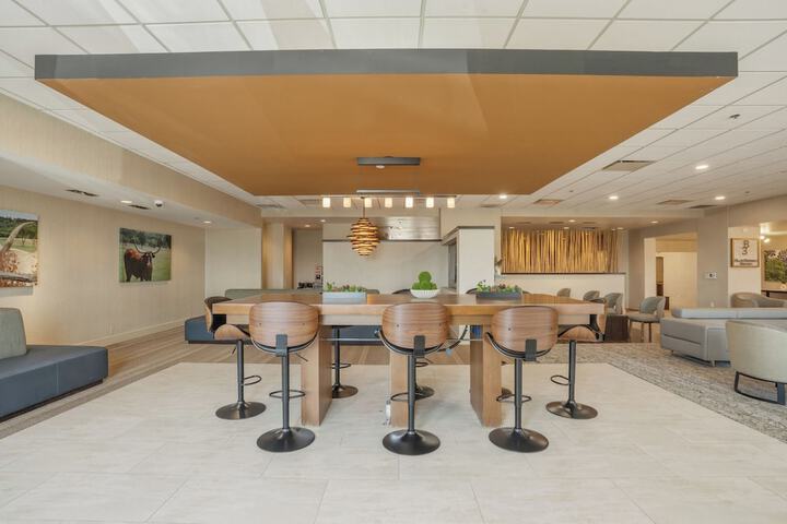 Hotel Lobby